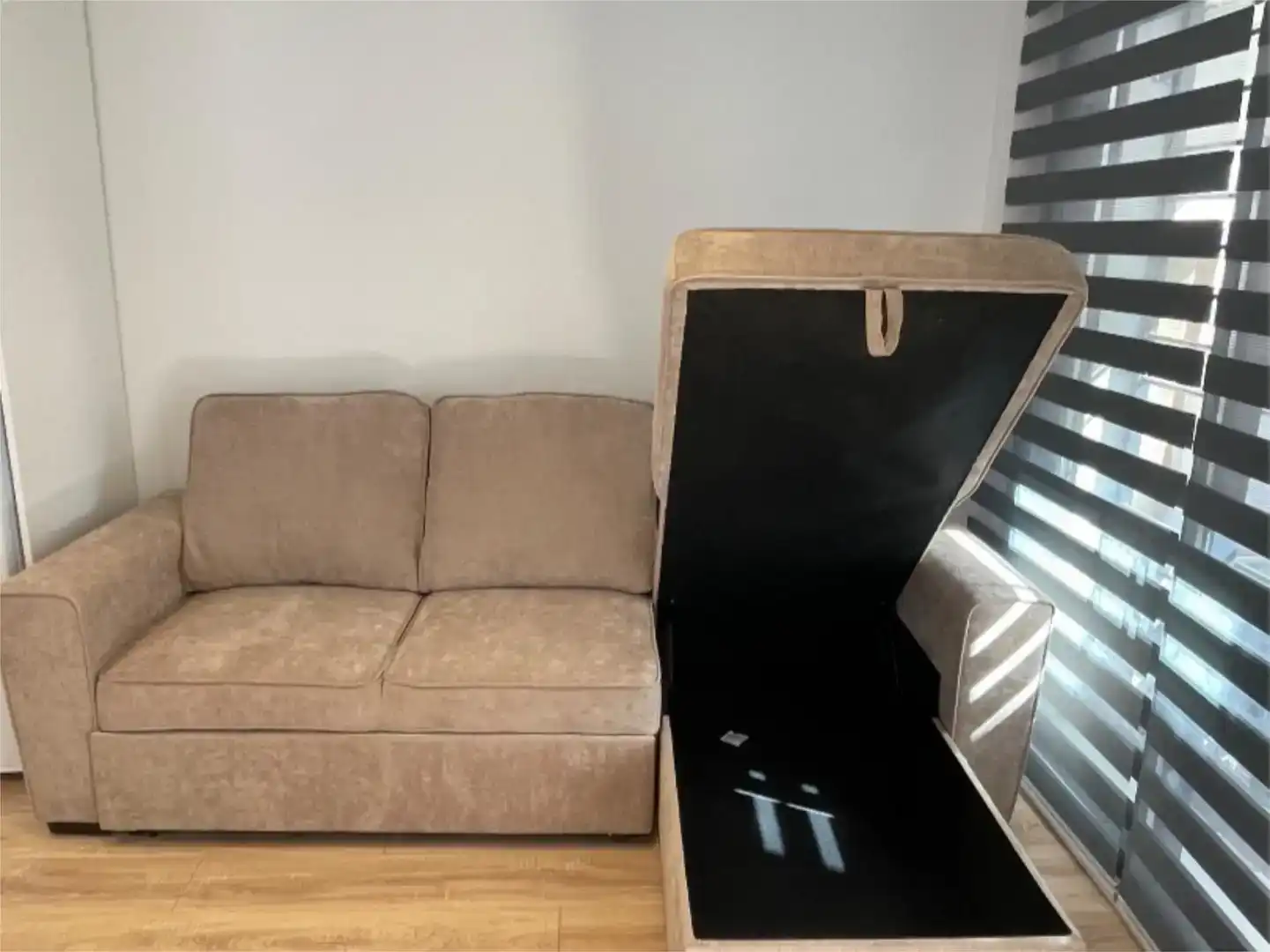 Sala de estar de Apartamento de alquiler en Murcia con Aire acondicionado, Amueblado y Balcón
