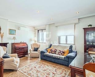 Living room of Flat for sale in  Sevilla Capital
