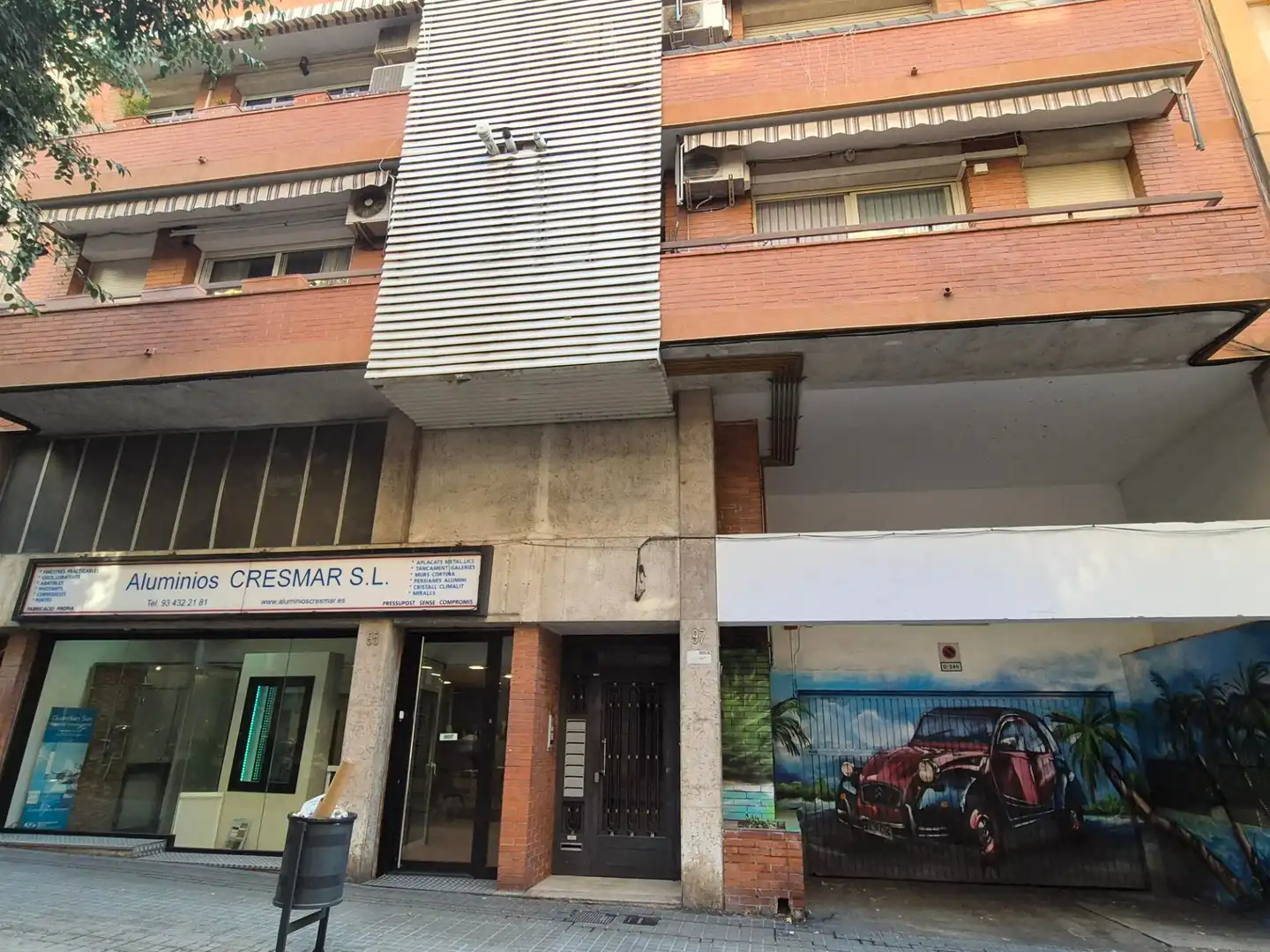 Einzelparkplatz zum Verkauf in Carrer d'Olzinelles 95, imagen 2