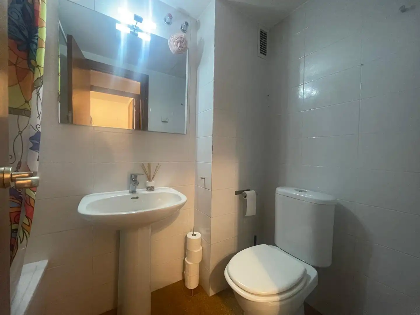 Bathroom of Flat for rent in Palamós  with Air Conditioner, Heating and Oven