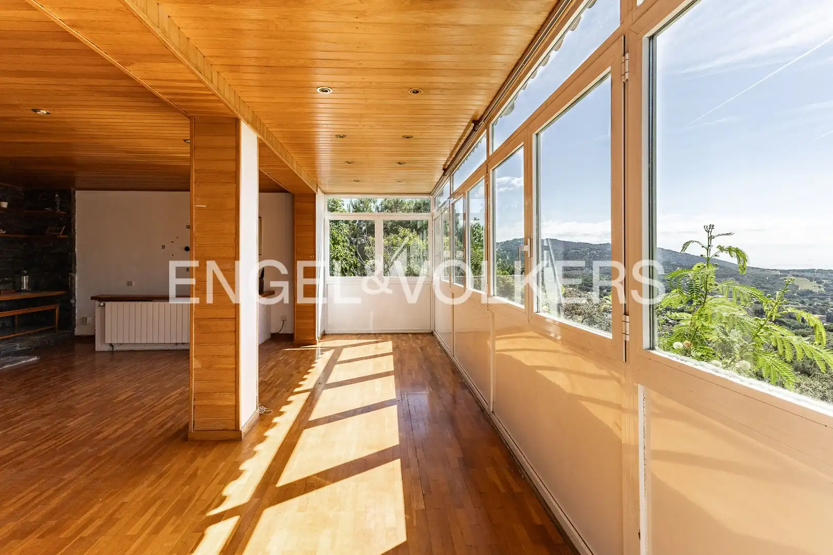 Vista exterior de Casa o chalet en venta en Alella con Calefacción, Jardín privado y Parquet