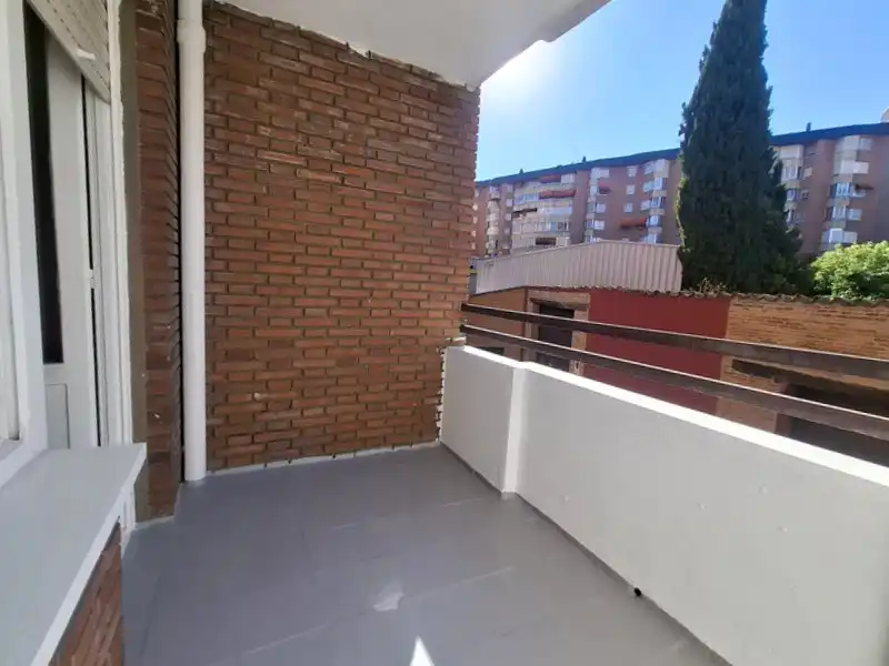 Terrassa de Pis de lloguer en Valladolid amb Calefacció i Balcó