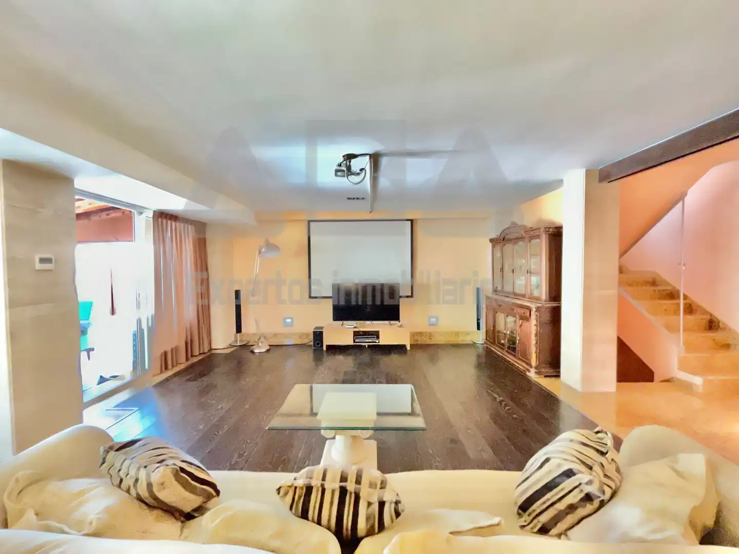 Living room of Houses for sale in Torrelodones  with Air Conditioner, Heating and Private garden