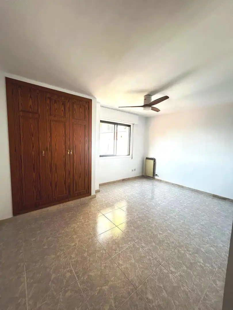 Habitación de Piso de alquiler en  Palma de Mallorca con Aire acondicionado, Calefacción y Terraza