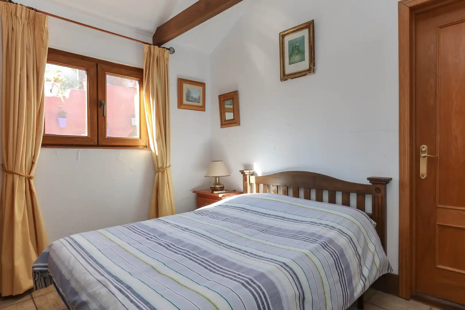 Houses for sale in Calle Luna, Monda