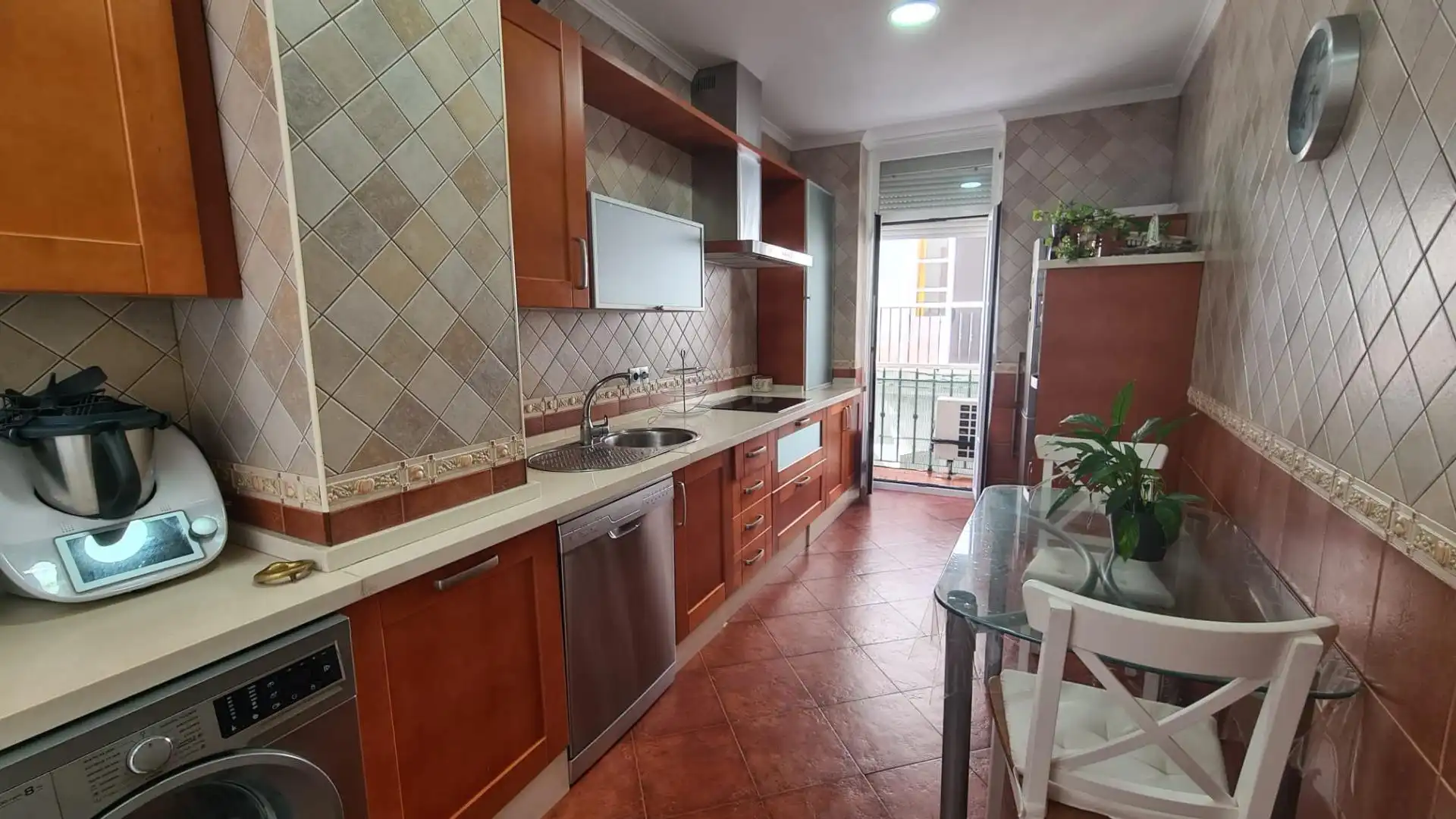 Cuina de Pis en venda en Cádiz amb Aire condicionat, Traster i Balcó