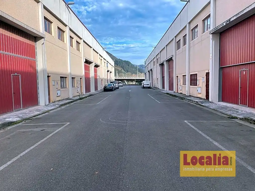 Nau industrial en venda a Los Corrales de Buelna, imagen 7