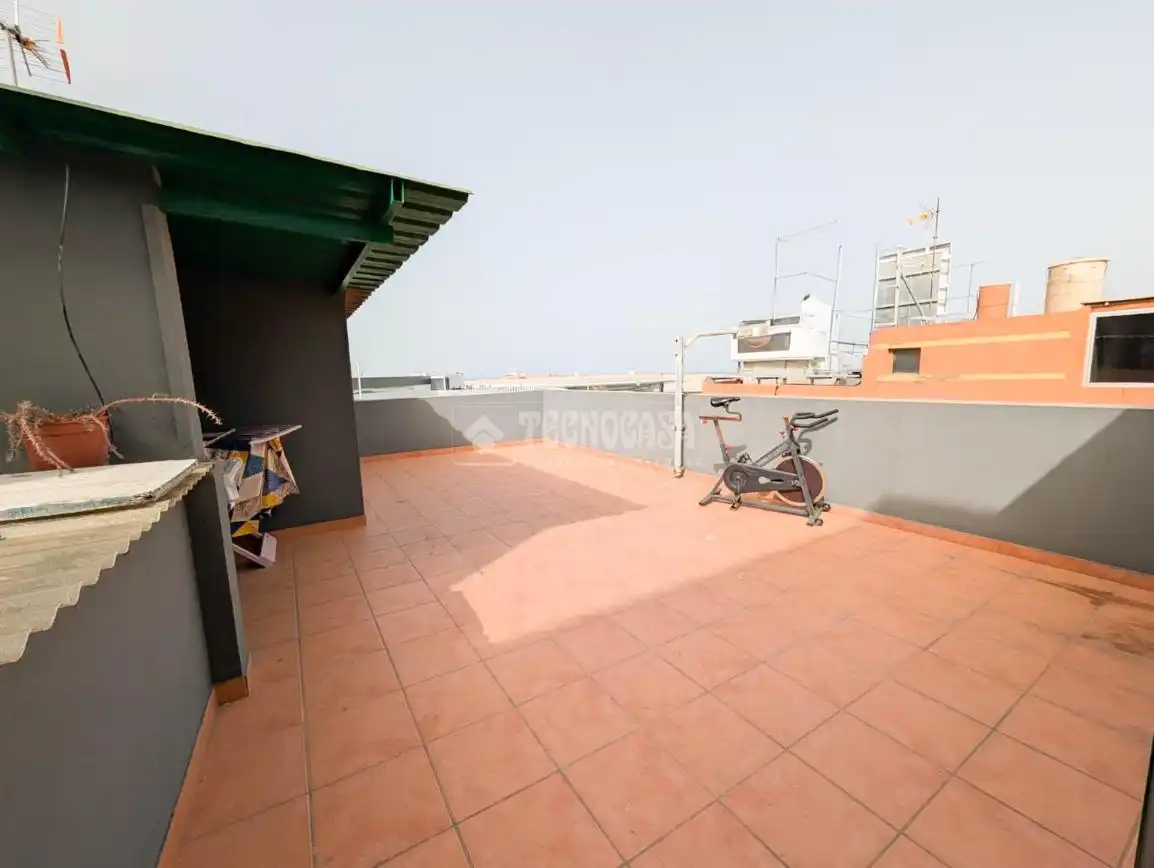 Terraza de Edificio en venta en Telde