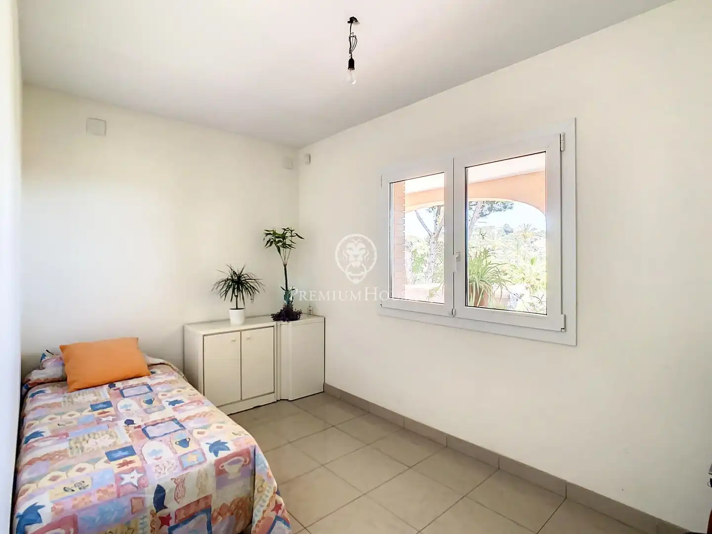 Habitación de Casa o chalet en venta en Badalona con Aire acondicionado, Calefacción y Jardín privado