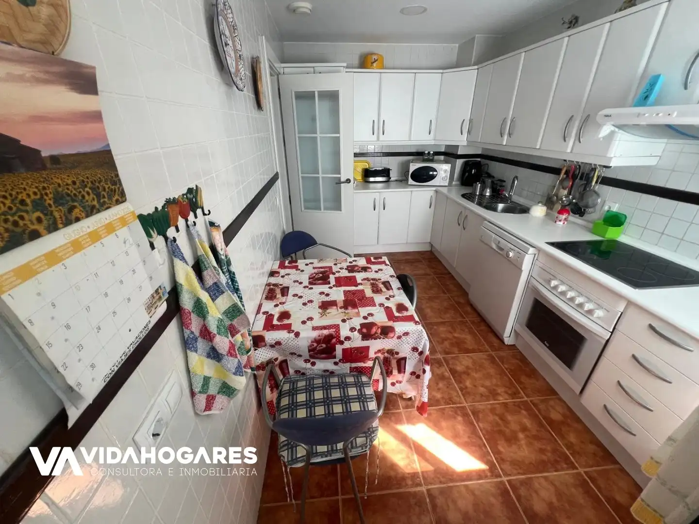 Kitchen of Flat for sale in Rota  with Air Conditioner, Terrace and Storage room