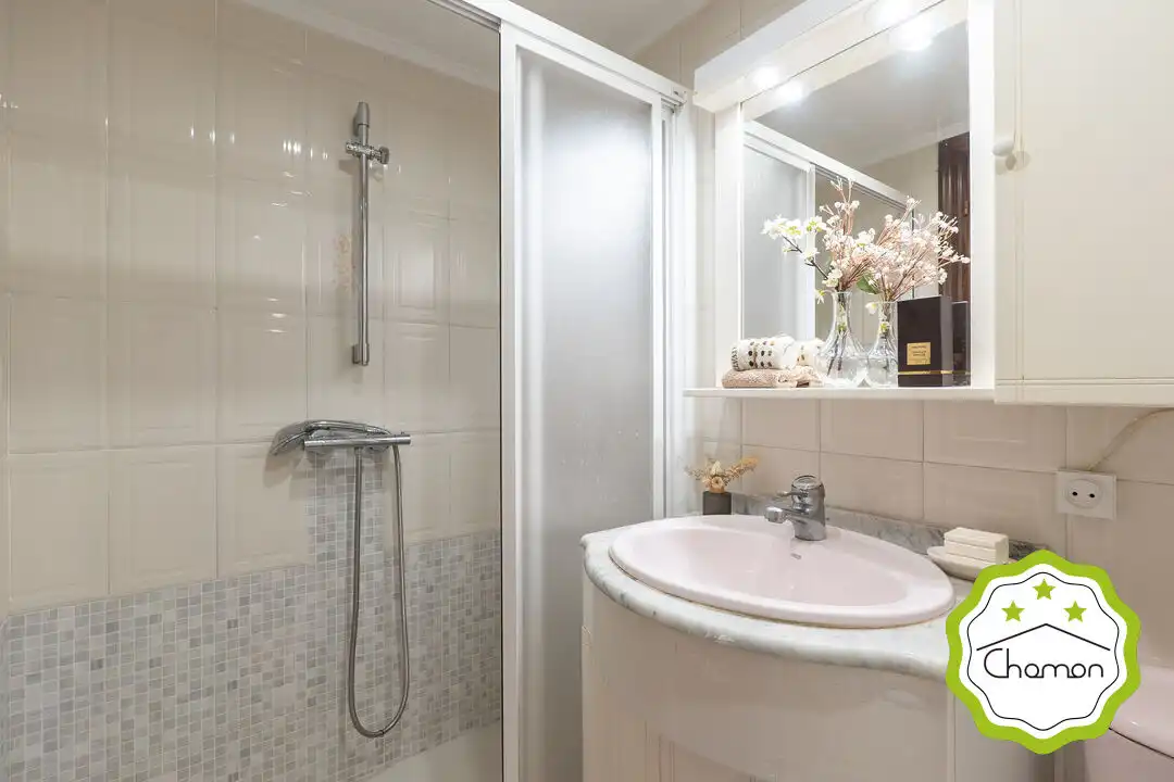 Bathroom of Flat for sale in Derio  with Terrace