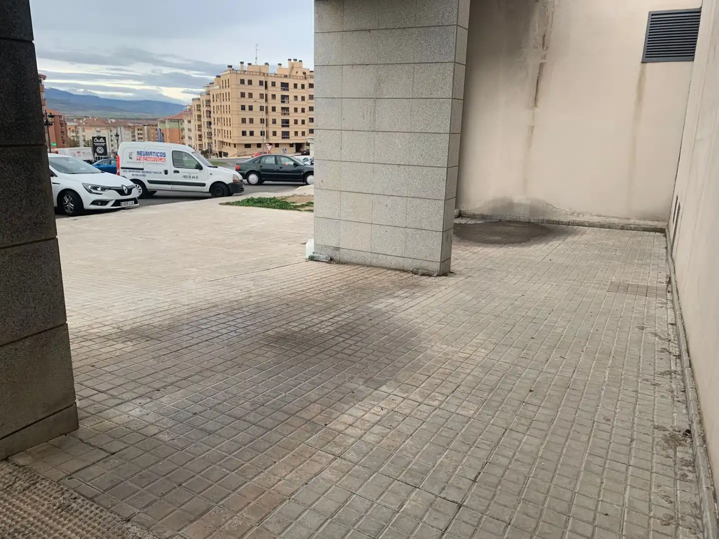 Individual en venta en MANUEL GOMEZ MORENO 1, imagen 15
