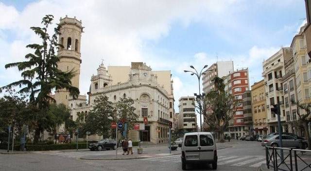 Local comercial en Alquiler en Plaça El Pla en Centro