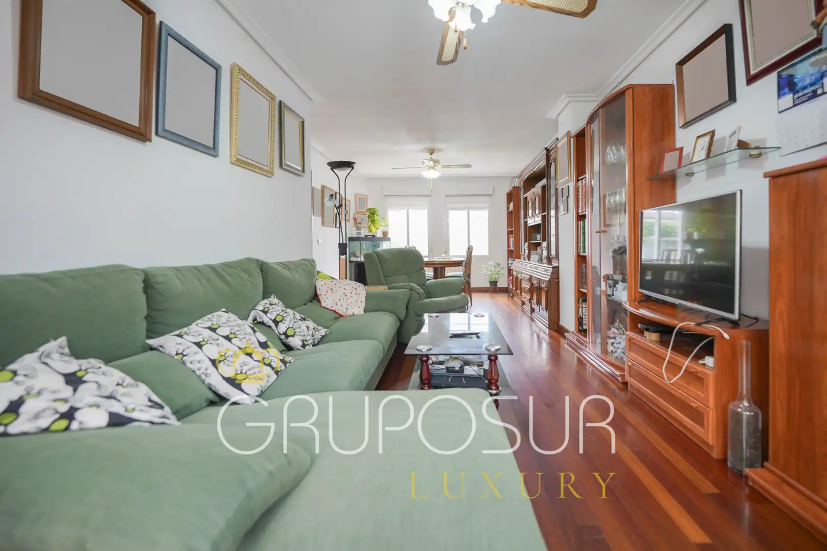 Sala de estar de Casa adosada en venta en Arroyo de la Encomienda con Calefacción, Jardín privado y Parquet
