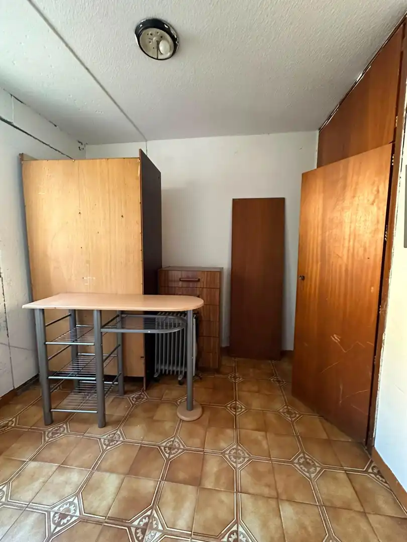 Habitación de Piso en venta en Badia del Vallès con Calefacción y Balcón