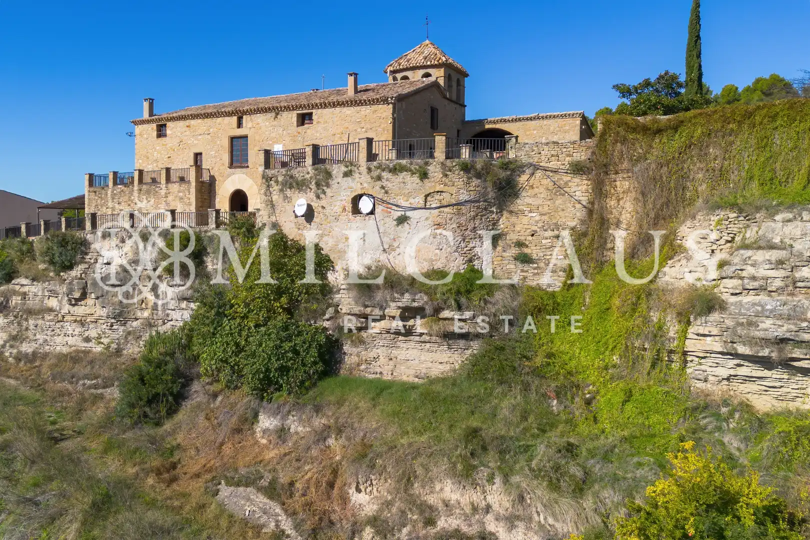 Vista exterior de Finca rústica en venda en Talamanca amb Aire condicionat, Calefacció i Jardí privat