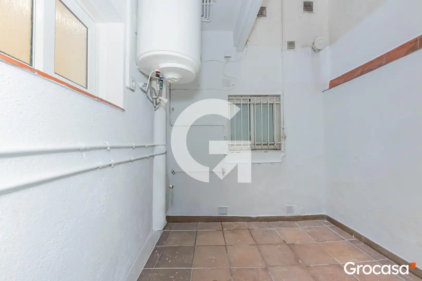 Bedroom of Flat for sale in Cornellà de Llobregat  with Air Conditioner and Oven