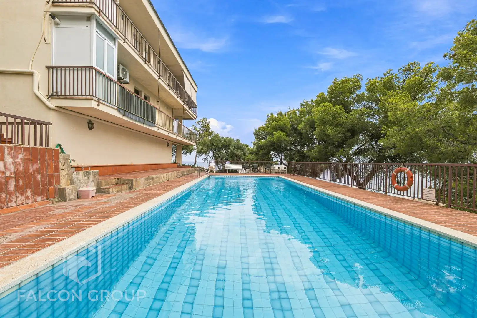 Swimming pool of Flat for sale in Sitges  with Terrace, Swimming Pool and Balcony