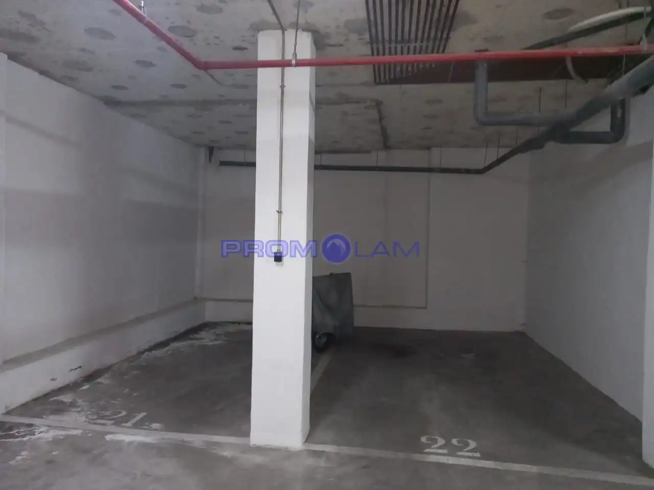 Garage zum Verkauf in Pilas