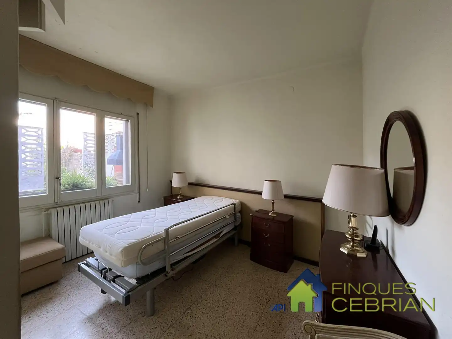 Habitación de Ático en venta en Alella con Calefacción