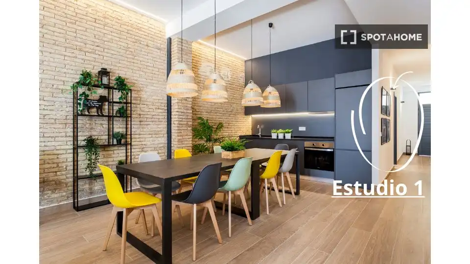 Kitchen of Flat for rent in Valencia  with Air Conditioner, Heating and Furnished
