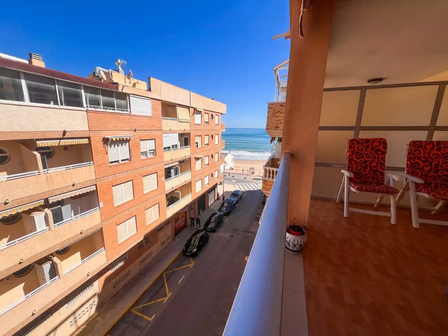 Vista exterior de Apartamento en venta en Guardamar del Segura con Amueblado y Balcón
