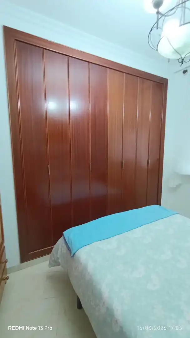 Dormitori de Pis en venda en Huelva amb Moblat i Balcó
