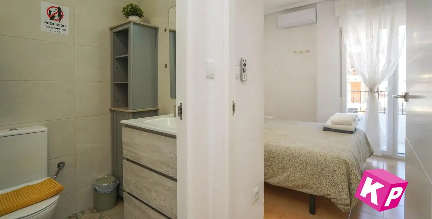 Dormitori de Casa o xalet en venda en Santa Pola amb Aire condicionat, Terrassa i Moblat