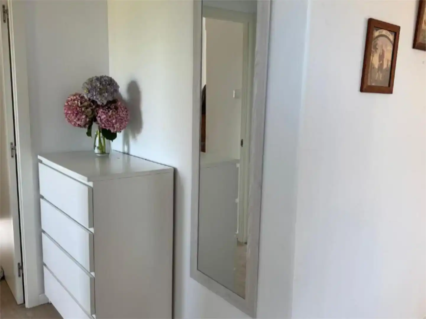 Schlafzimmer von Wohnungen zur Miete in Nigrán mit Parkett, Möbliert und Balkon