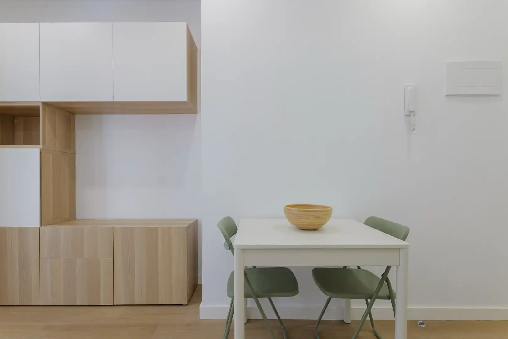 Comedor de Estudio en venta en Madrid con Aire acondicionado, Calefacción y Amueblado
