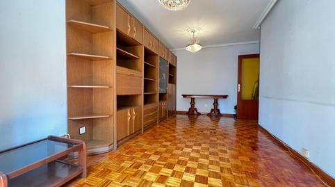 Foto 3 de Pis en venda a La Calzada, Asturias