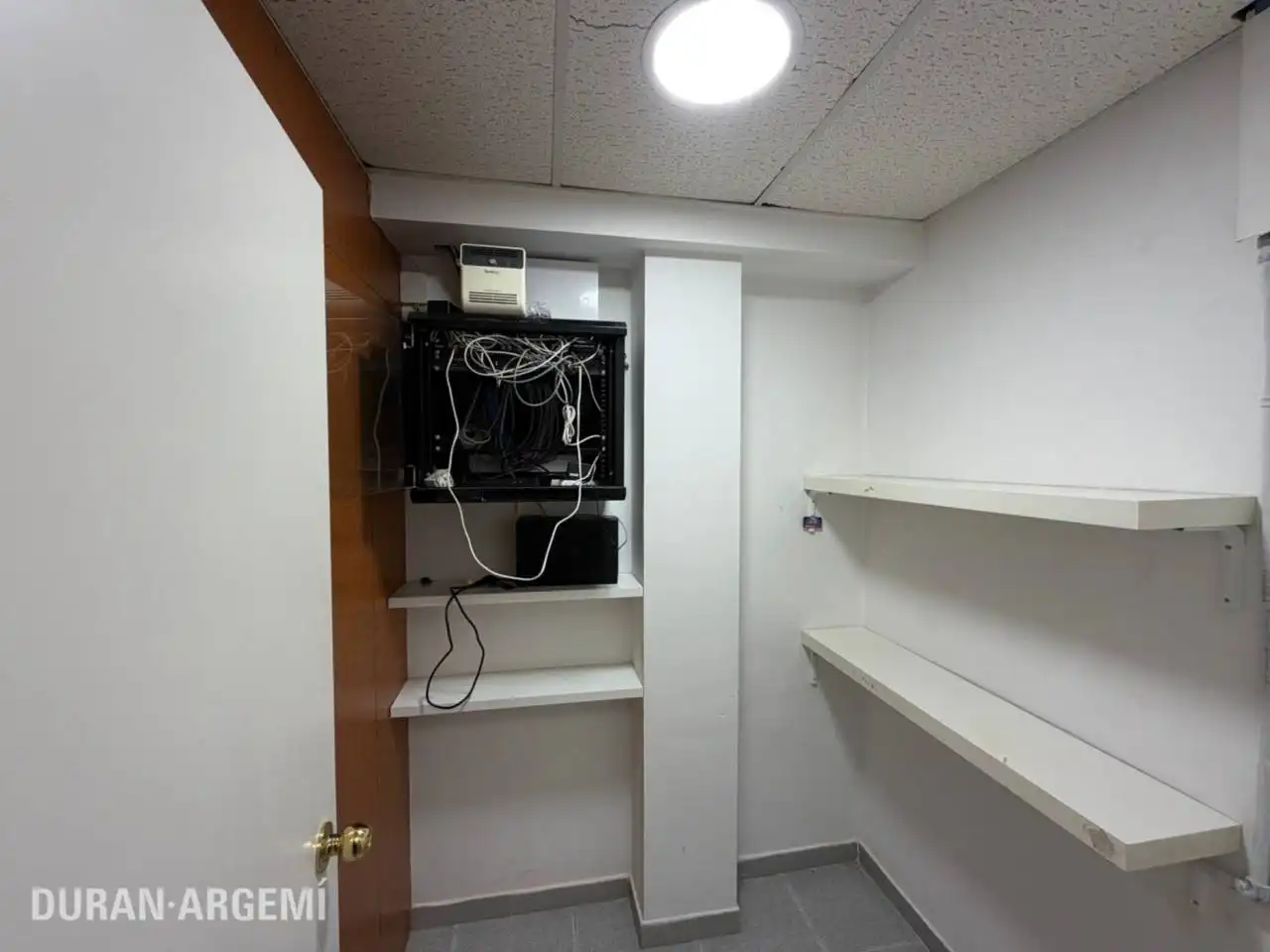 Oficina de lloguer en Terrassa amb Calefacció