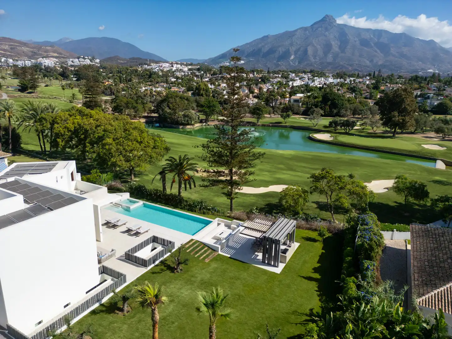 House with pool for sale in Marbella Centro, imagen 4
