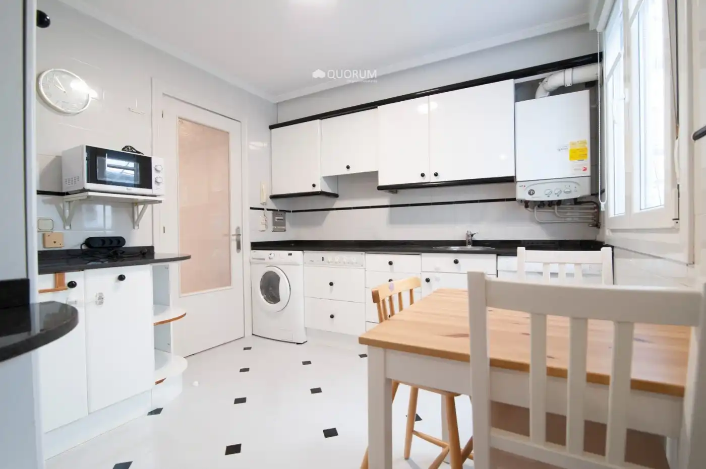 Wohnung mit Aufzug zur Miete in Calle Fernandez del Campo, imagen 8