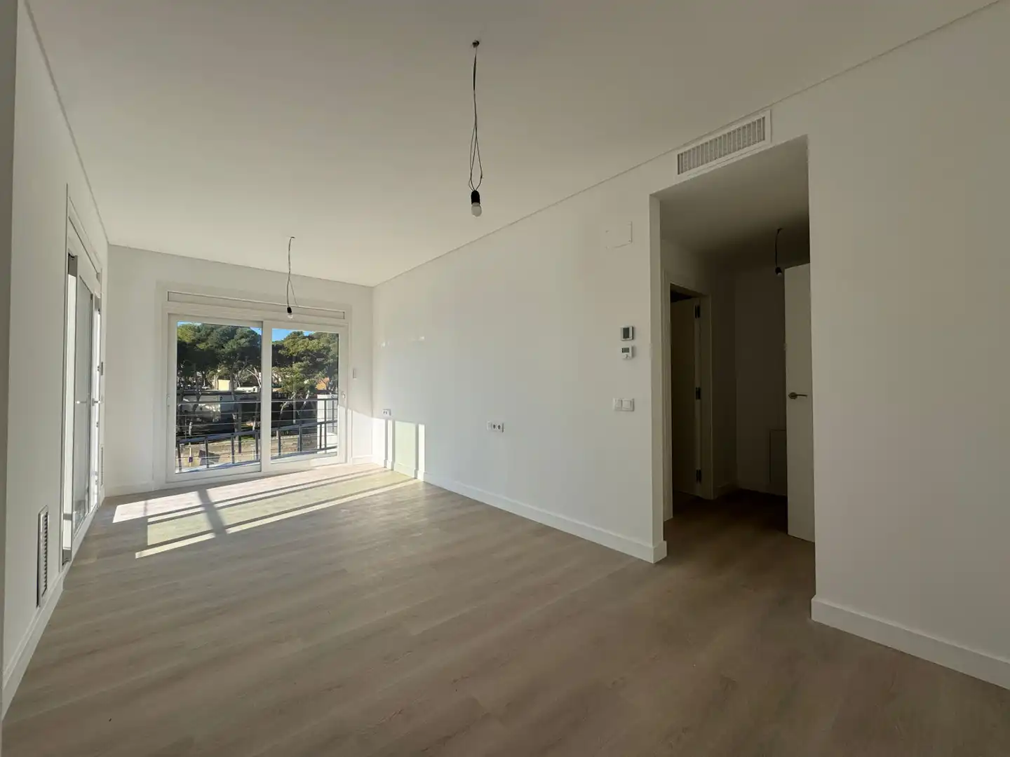 Sala d'estar de Casa o xalet en venda en Palamós amb Aire condicionat, Calefacció i Jardí privat