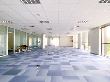 Ufficio con ascensore in affitto a Carrer de Frederic Mompou