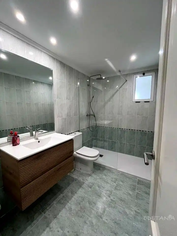 Bathroom of Flat for rent in Moncada  with Heating and Furnished
