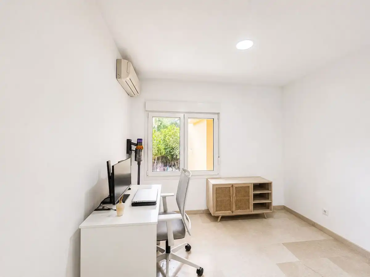 Adosado con jardín en venta en Calahonda, imagen 23
