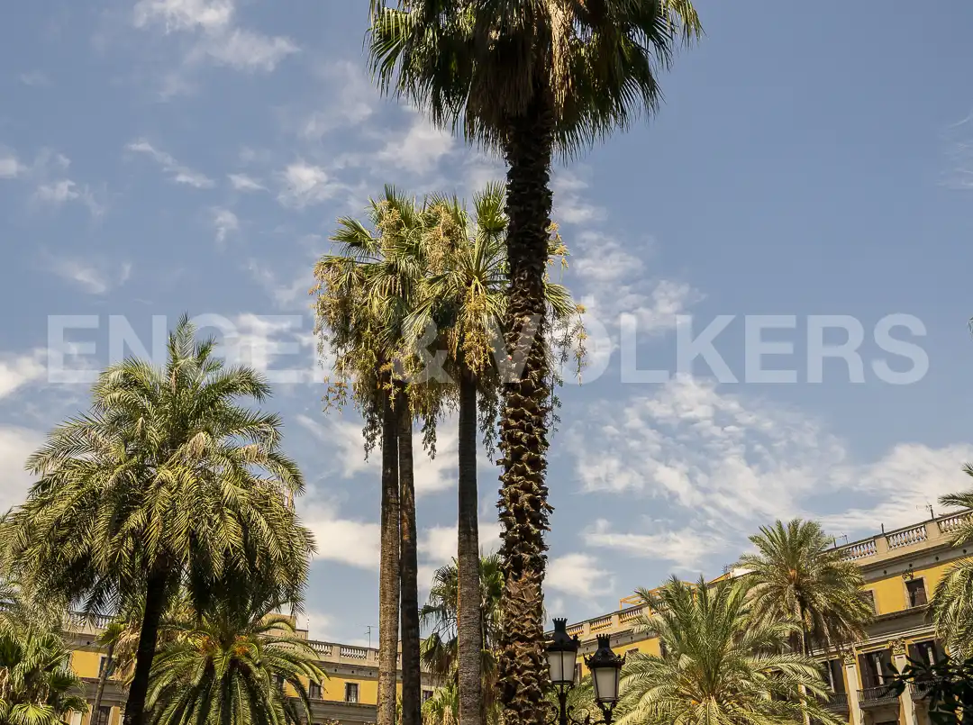 Vista exterior de Piso en venta en Barcelona con Aire acondicionado, Calefacción y Balcón