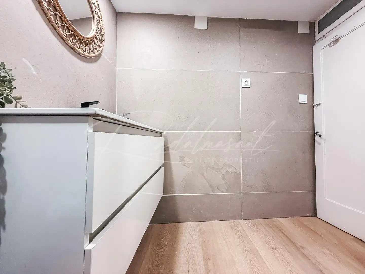 Casa con terraza en venta en Carrer Carrer Mare de Déu de la Roca, imagen 36