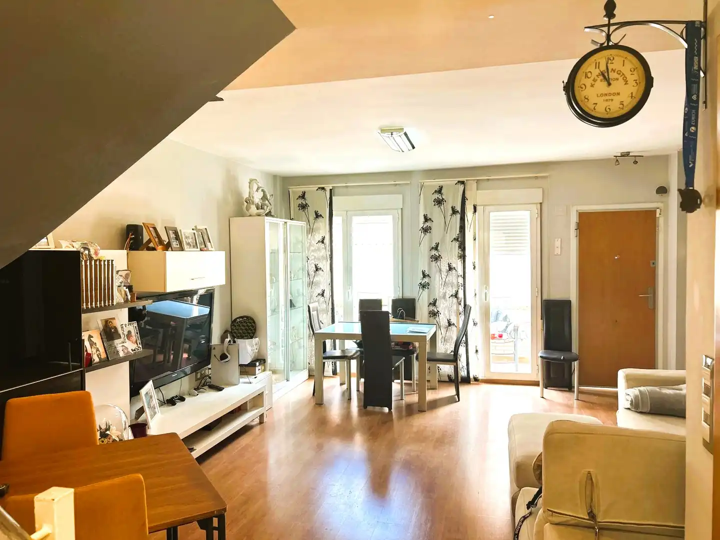 Sala de estar de Casa adosada en venta en Bonrepòs i Mirambell con Amueblado