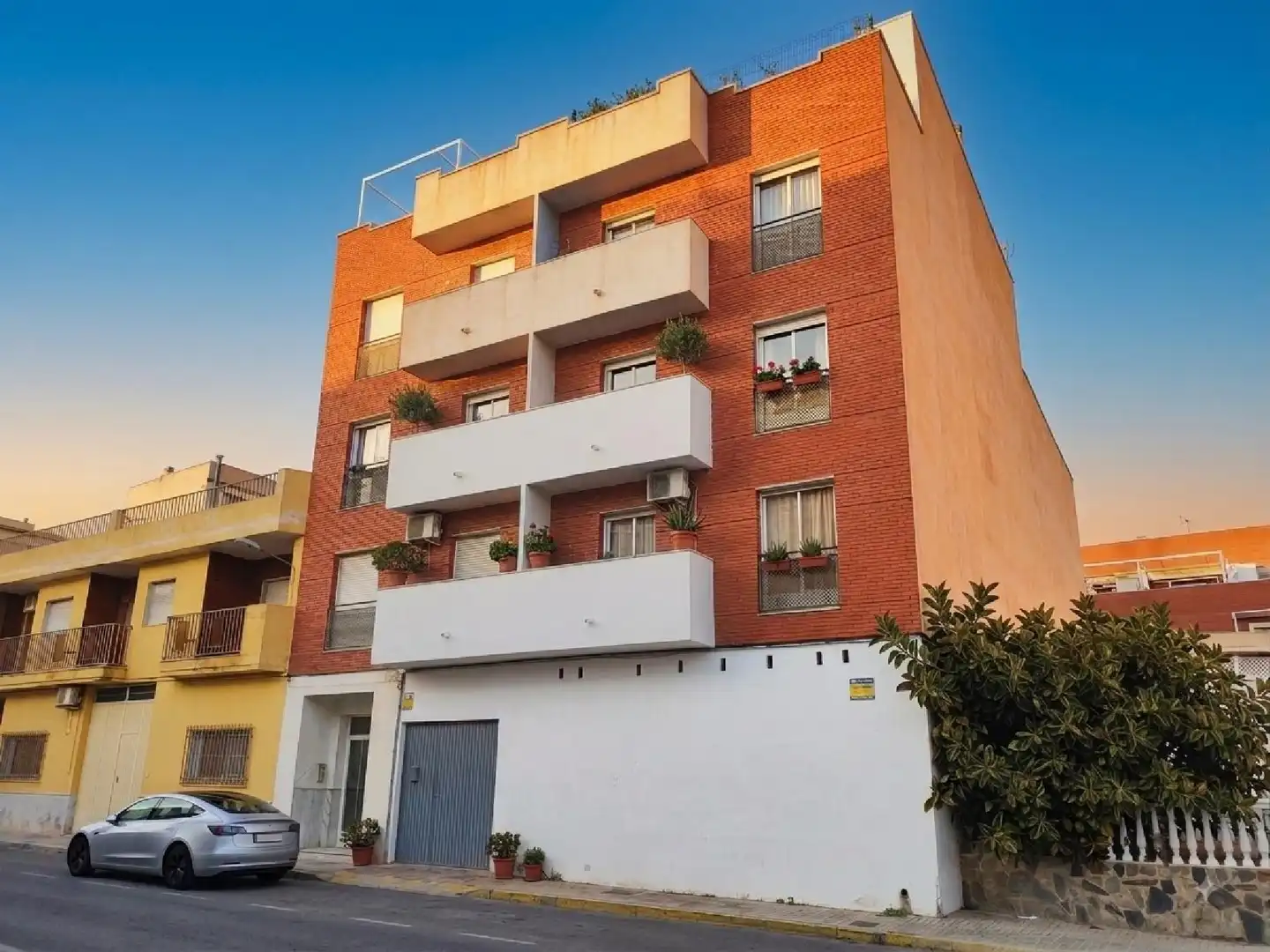 Vista exterior de Pis en venda en El Ejido