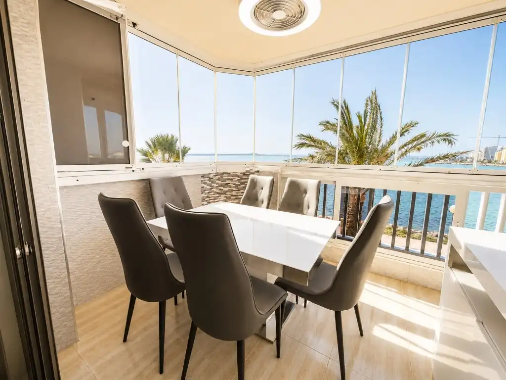 Comedor de Apartamento en venta en La Manga del Mar Menor