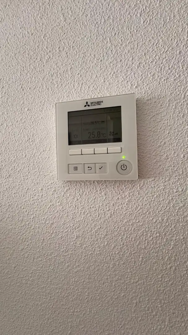 Außenansicht von Wohnung zur Miete in Santa Pola mit Klimaanlage, Abstellraum und Möbliert