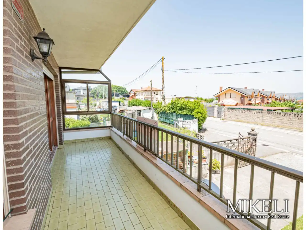Balcony of Houses for sale in Camargo  with Heating, Private garden and Parquet flooring