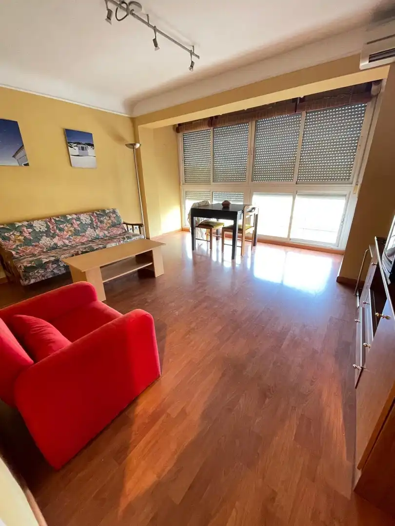 Piso de alquiler en Campoamor