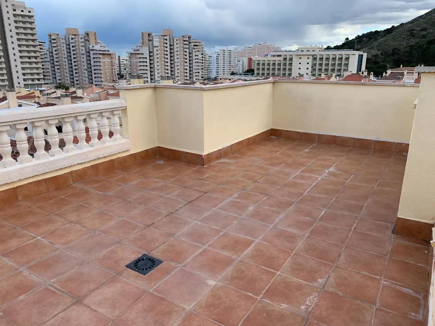 Casa adosada de alquiler en Calle farigola, Racó