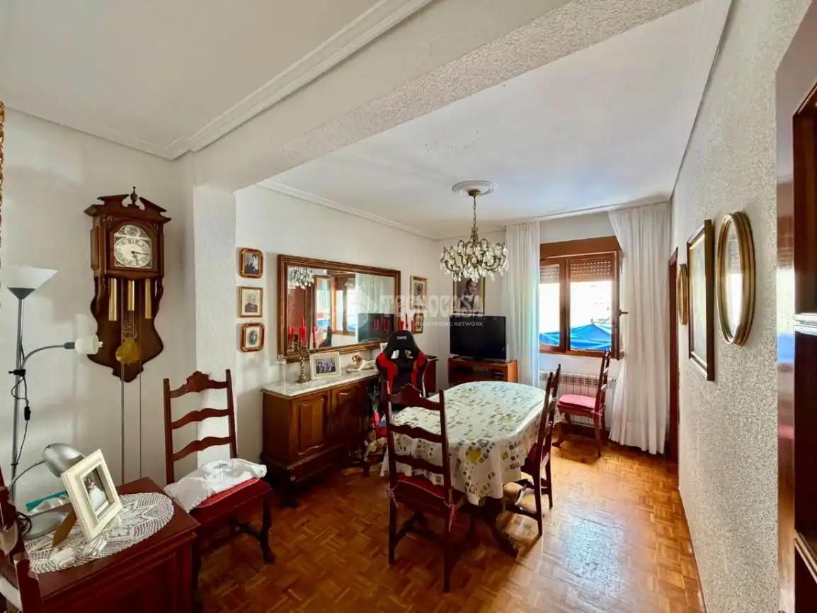 Wohnzimmer von Wohnung zum Verkauf in Santander