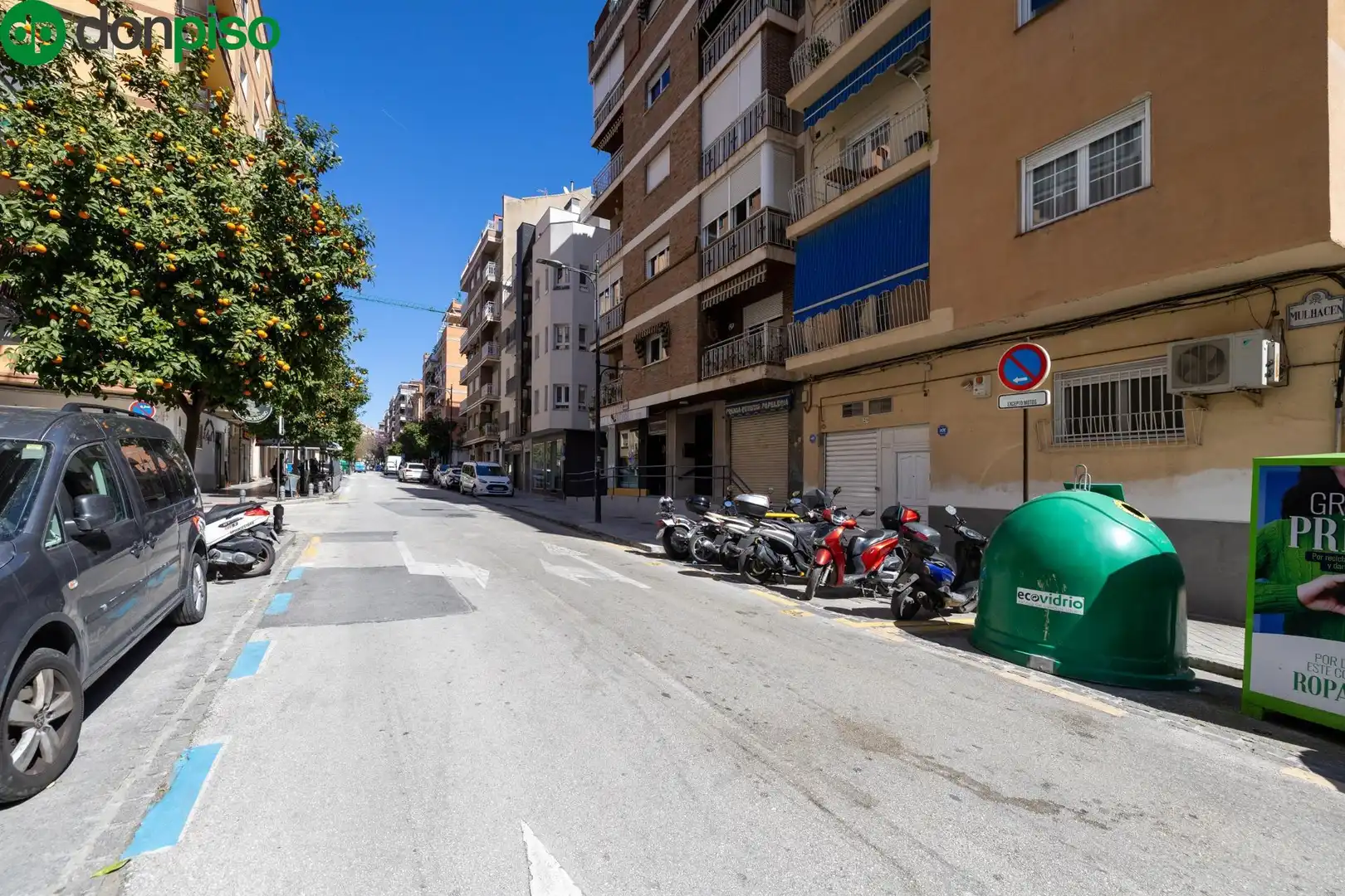 Außenansicht von Erdgeschoss zum Verkauf in Granada