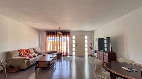 Foto 3 de Casa adosada en venta en Calle Unión Europea, El Verger, Alicante